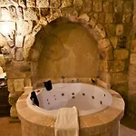 Under Cave Cappadocia أوروغوبْ