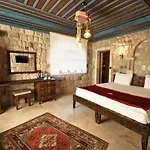 Under Cave Cappadocia فندق 3*