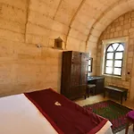 Under Cave Cappadocia 3*