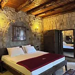 Under Cave Cappadocia 3* أوروغوبْ