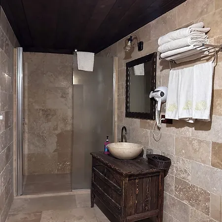 Under Cave Cappadocia Hotel *