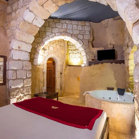 Under Cave Cappadocia 3*