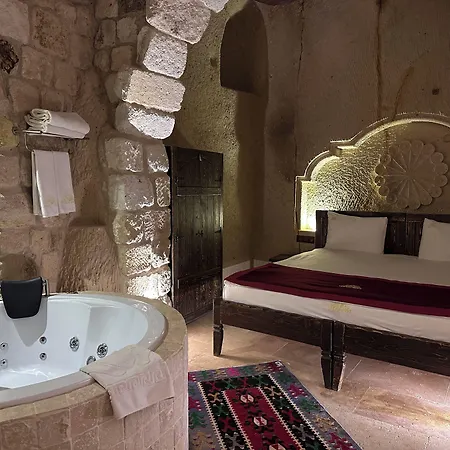 Under Cave Cappadocia Отель