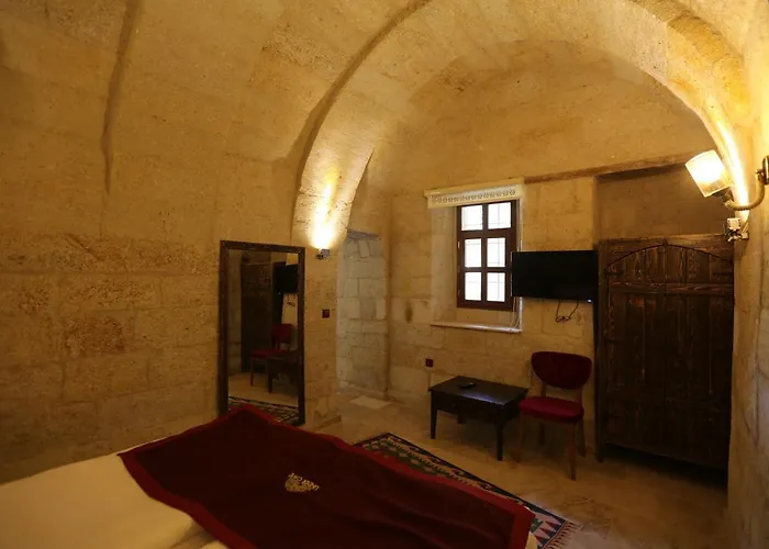 Under Cave Cappadocia أوروغوبْ