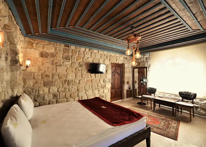 Under Cave Cappadocia * أوروغوبْ