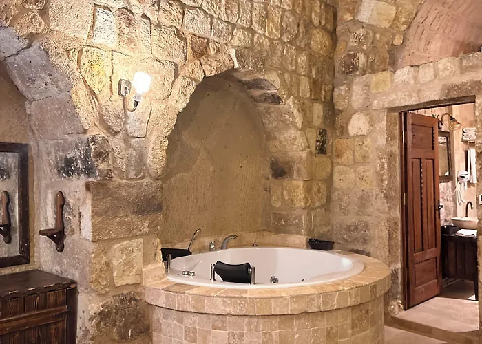 Under Cave Cappadocia فندق أوروغوبْ